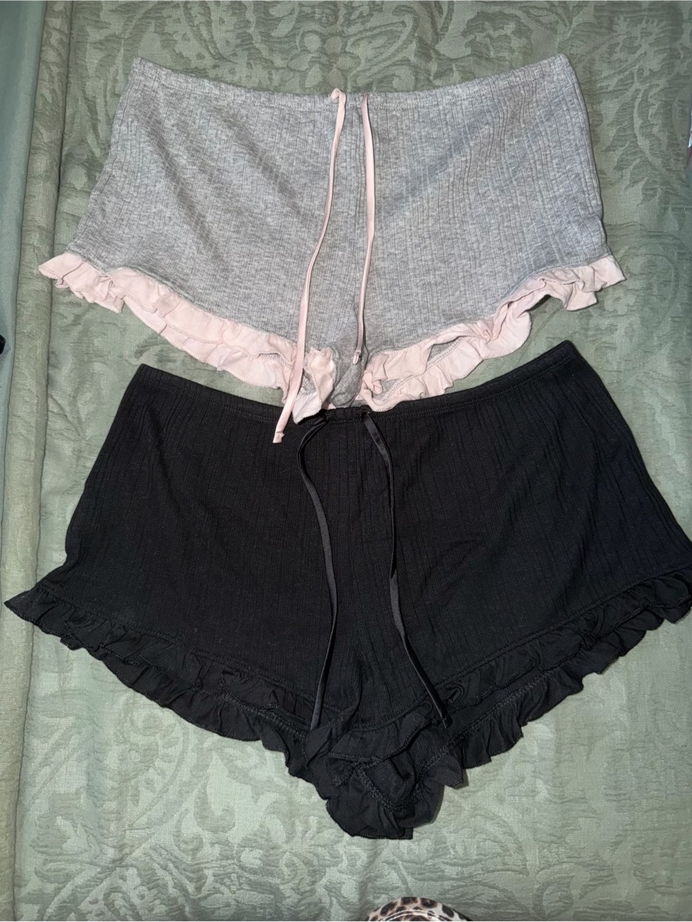 Victoria's Secret Ribbed Ruffle Lounge Shorts - Gray & Black